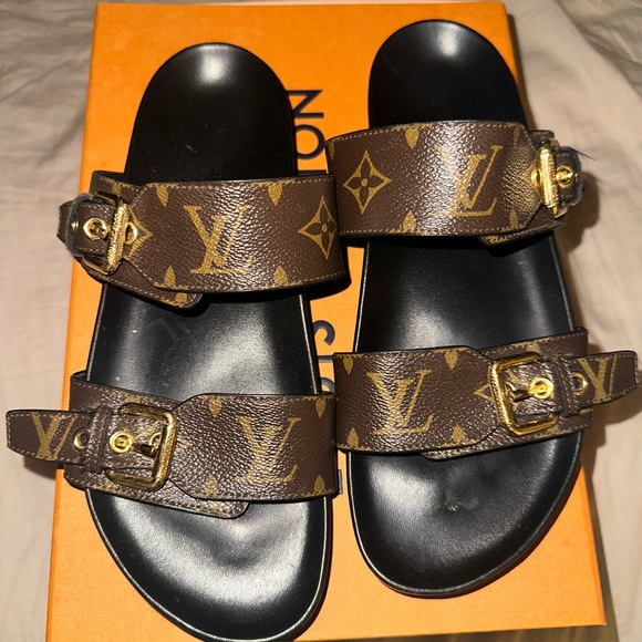 Authentic Louis Vuitton 22 mules - Picture 1 of 6